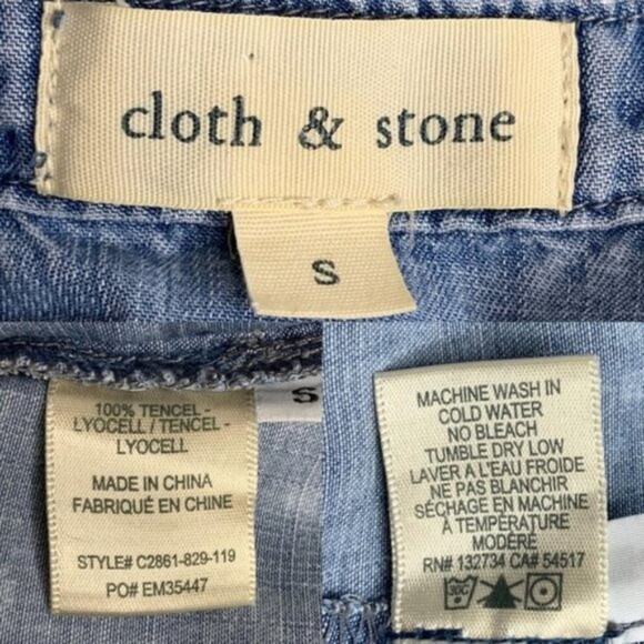 Anthropologie Cloth & Stone Dot-Dash Chambray Button-Up Shirt size Small - Picture 12 of 14